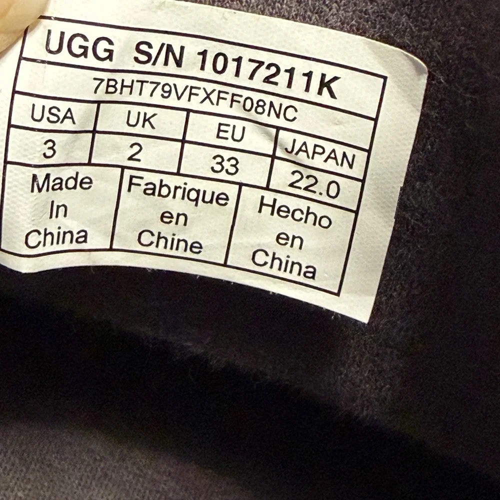 UGG Canoe Chukka Boots Black